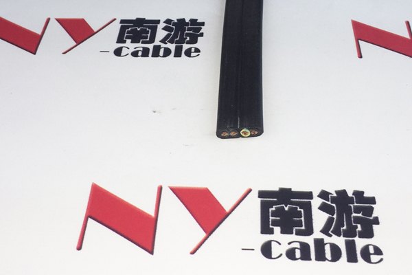 柔性扁电缆：港口起重机械专用扁平移动线缆