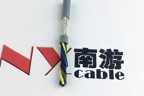 高柔性电缆 — 工业机器人伺服驱动耐弯曲编码器反馈电缆